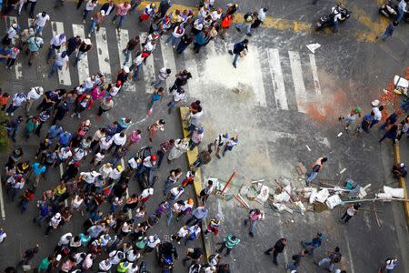 Demonstrators congregate during a rally against Venezuelan President Nicolas Maduro's government in Caracas, Venezuela June 22, 2017. REUTERS/Christian Veron