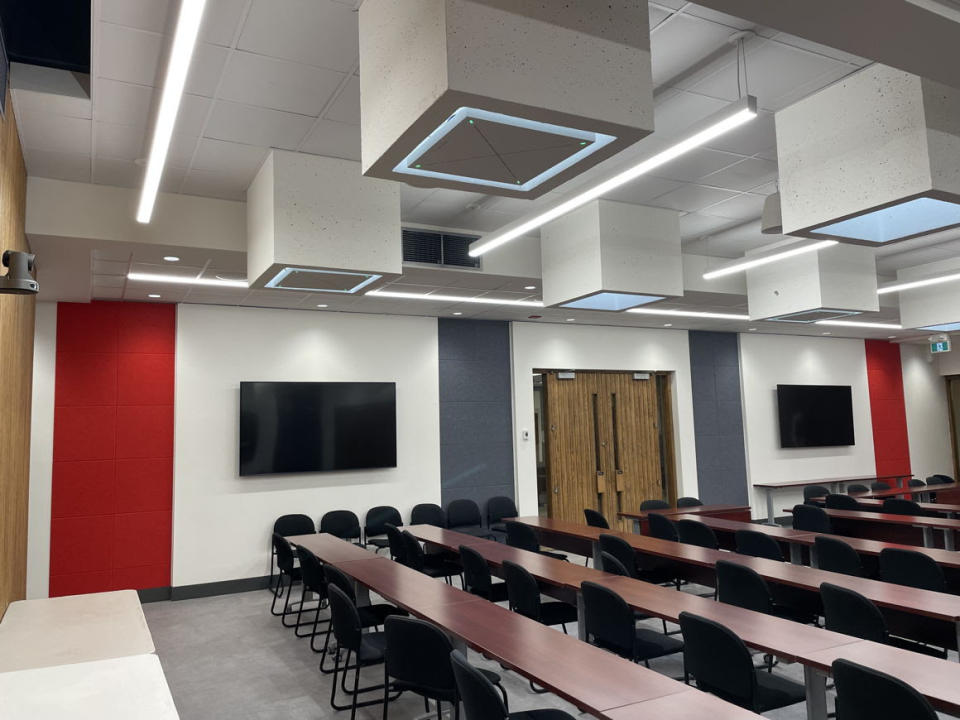 Sennheiser TeamConnect Ceiling 2 mics at work in the Senate Room at Carleton University.