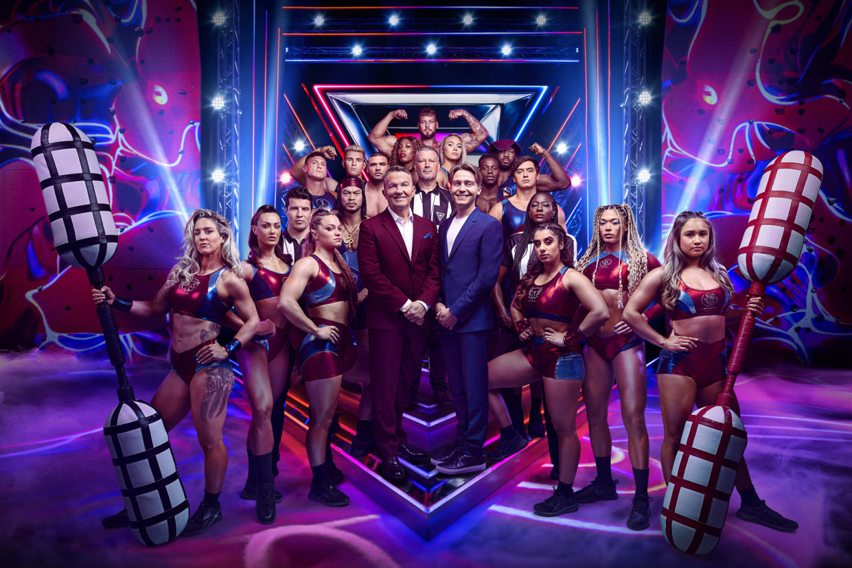 Gladiators,BOTTOM ROW: (L-R) SABRE, COMET, LEE PHILLIPS, FURY, BRADLEY WALSH, BARNEY WALSH, SONIA MKOLOMA, ATHENA, ELECTRO, DYNAMITE.

MIDDLE ROW: (L-R) LEGEND, BIONIC, STEEL, FIRE, MARK CLATTENBURG, DIAMOND, NITRO, PHANTOM, APOLLO.

TOP: GIANT
,Â© Hungry Bear Media Ltd,Nick Eagle