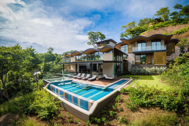 <p>Courtesy of Prieta Bay, Four Seasons Resort Costa Rica at Peninsula Papagayo</p>