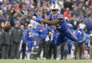 <p>Buffalo Bills running back Travaris Cadet (39) tries to make a catch on a pass from quarterback Joe Webb (14) during the first half of an NFL football game against the New England Patriots, Sunday, Dec. 3, 2017, in Orchard Park, N.Y. (AP Photo/Adrian Kraus) </p>