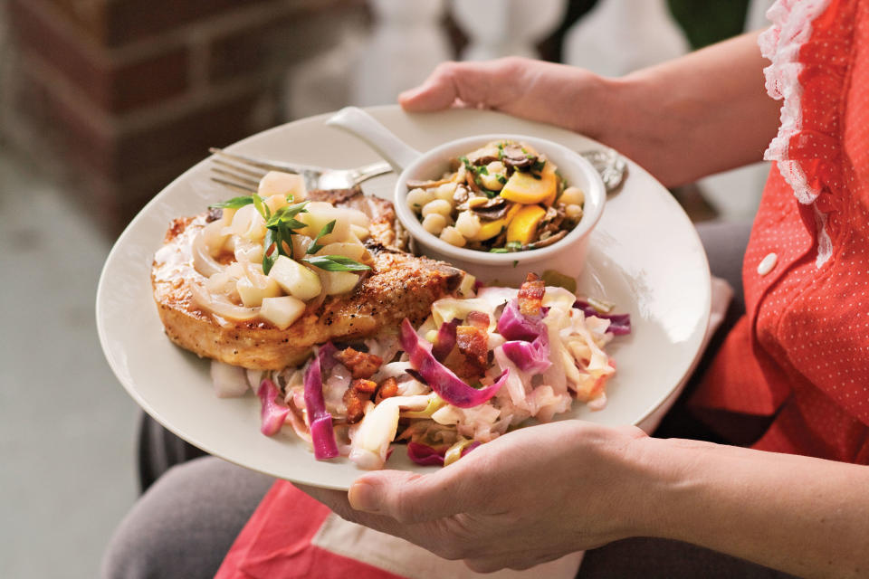 Pork Loin Chops with Pear-and-Vidalia Pan Gravy