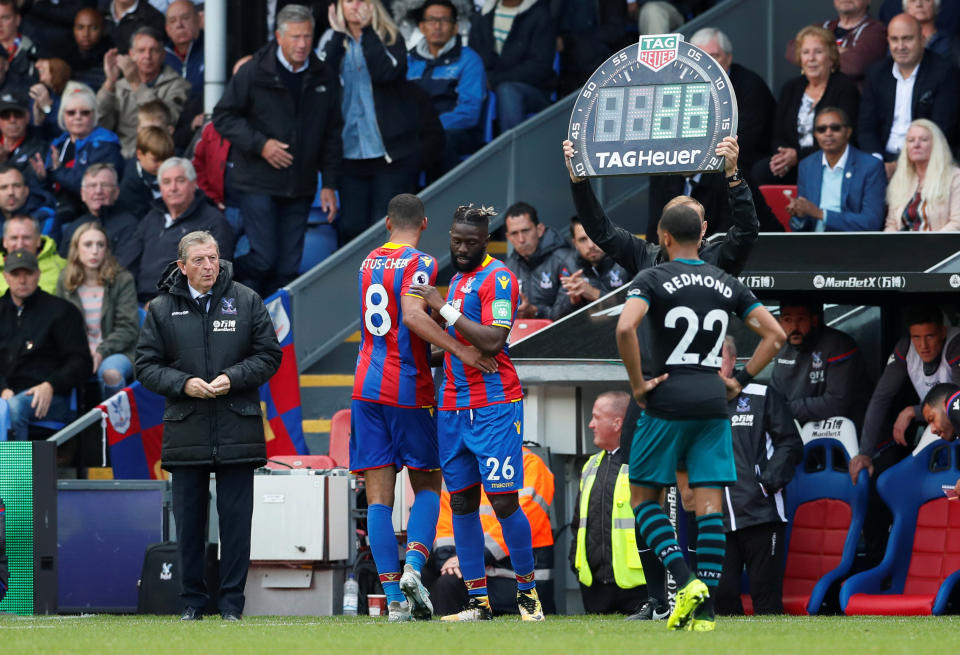 <p>Crystal Palace’s Bakary Sako comes on as a substitute to replace Ruben Loftus-Cheek </p>