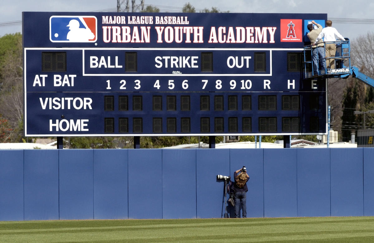 urban Youth Academy  Major League Baseball Urban Youth Academy - Compton,  CA