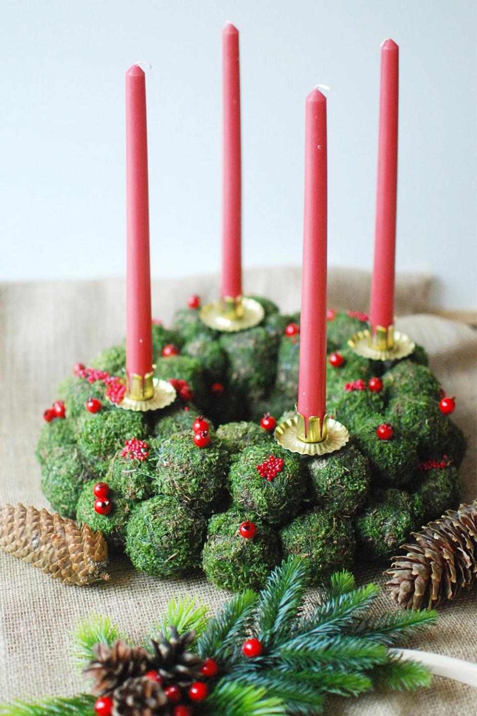 Light an Advent Wreath