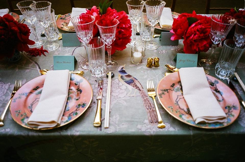 At the 2015 Met gala, guests sat down to chinoiserie-themed tables.