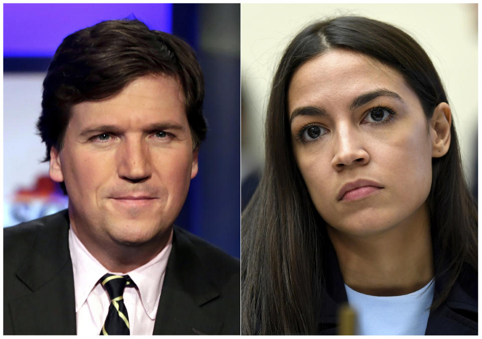 Tucker Carlson, Fensehmoderator bei Fox News (links) und Alexandria Ocasio-Cortez, Kongressabgeordnete der US-Demokraten. Sie schrieb auf Twitter, dass seine Sendung voller Rassismus sei. Foto: AP Photo
