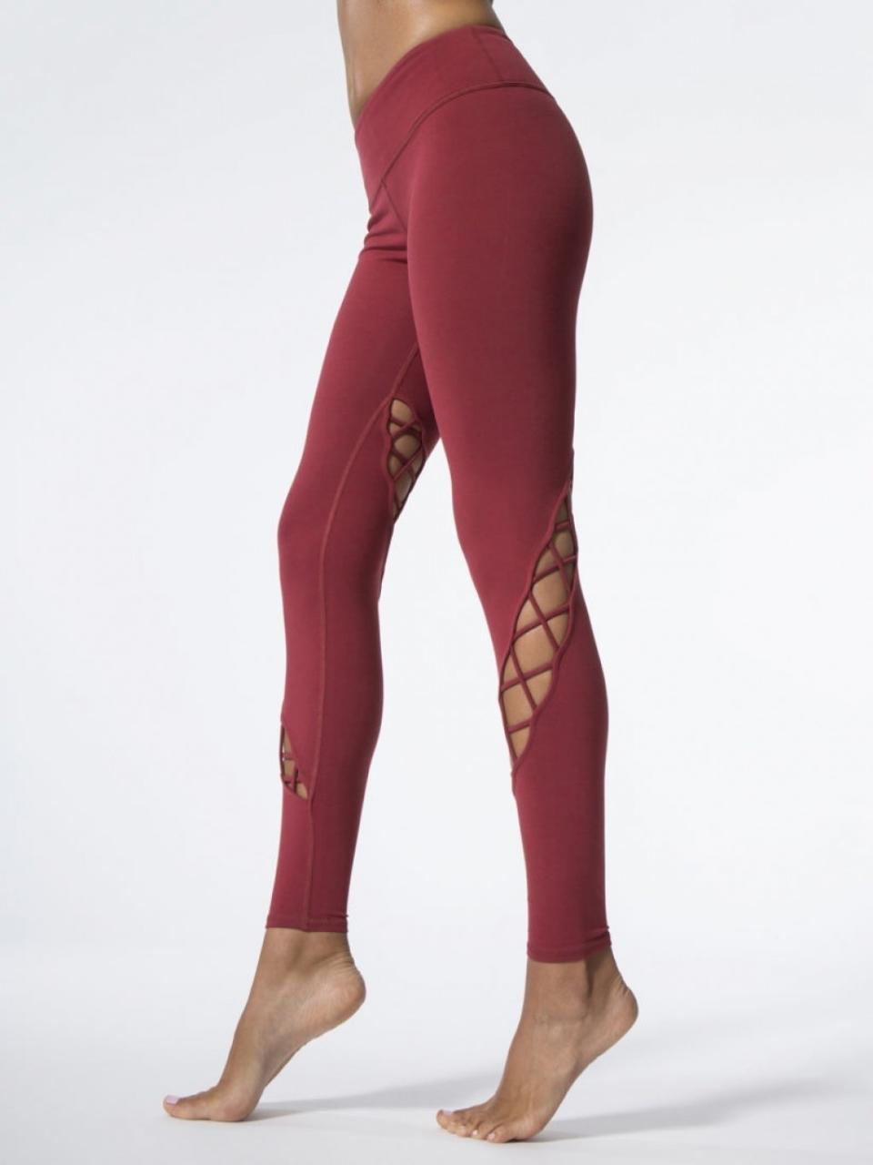 Alo Entwine Yoga Leggings, $86