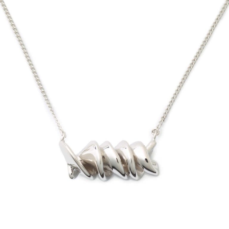 You can now celebrate your love of pasta with a silver noodle necklace