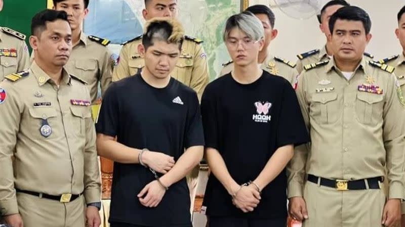 台灣網紅「晚安小雞」與「阿鬧」於柬埔寨直播造假案，遭重判2年有期徒刑。（圖／柬埔寨警方提供）
