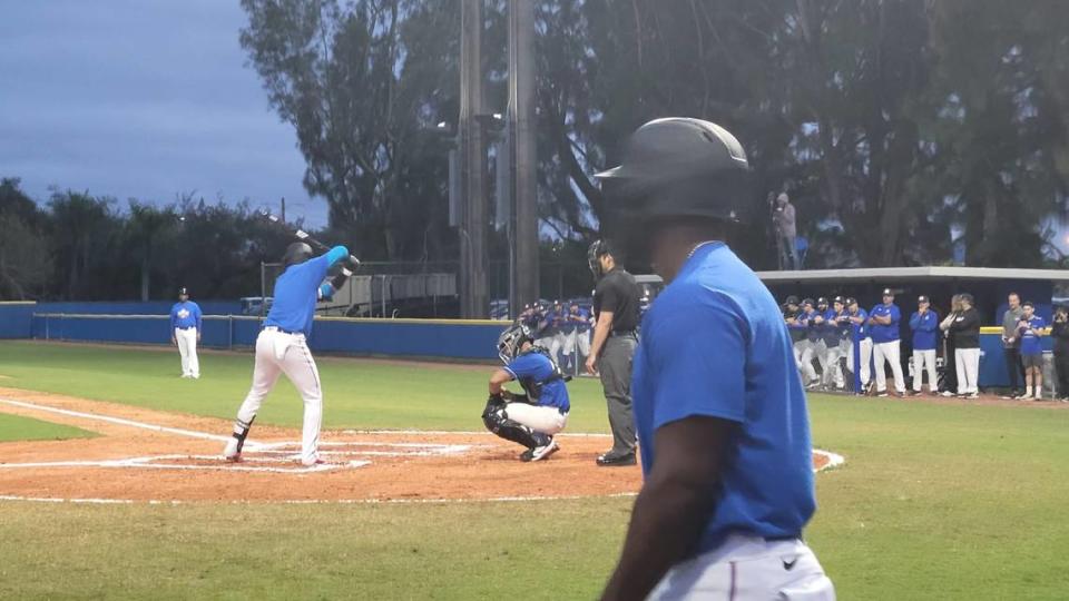 Ver a Jorge Soler consumir turno detrás de Yuli Gurriel ya pagaba la entrada del juego.