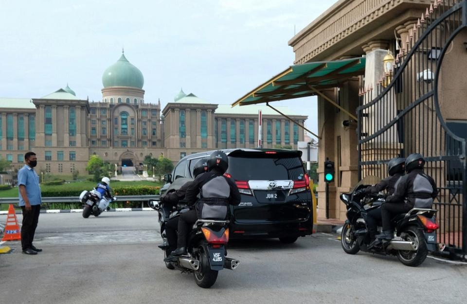 Reports have so far suggested that Putrajaya is seeking a so-called state of 'partial emergency', also dubbed as 'economic, health, or political emergency'. — Bernama pic