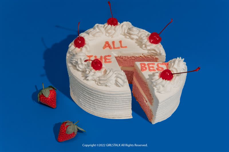 『新可愛好味道』聯名商品-鮮奶油草莓蛋糕正面寫有All The Best。（圖／品牌提供）