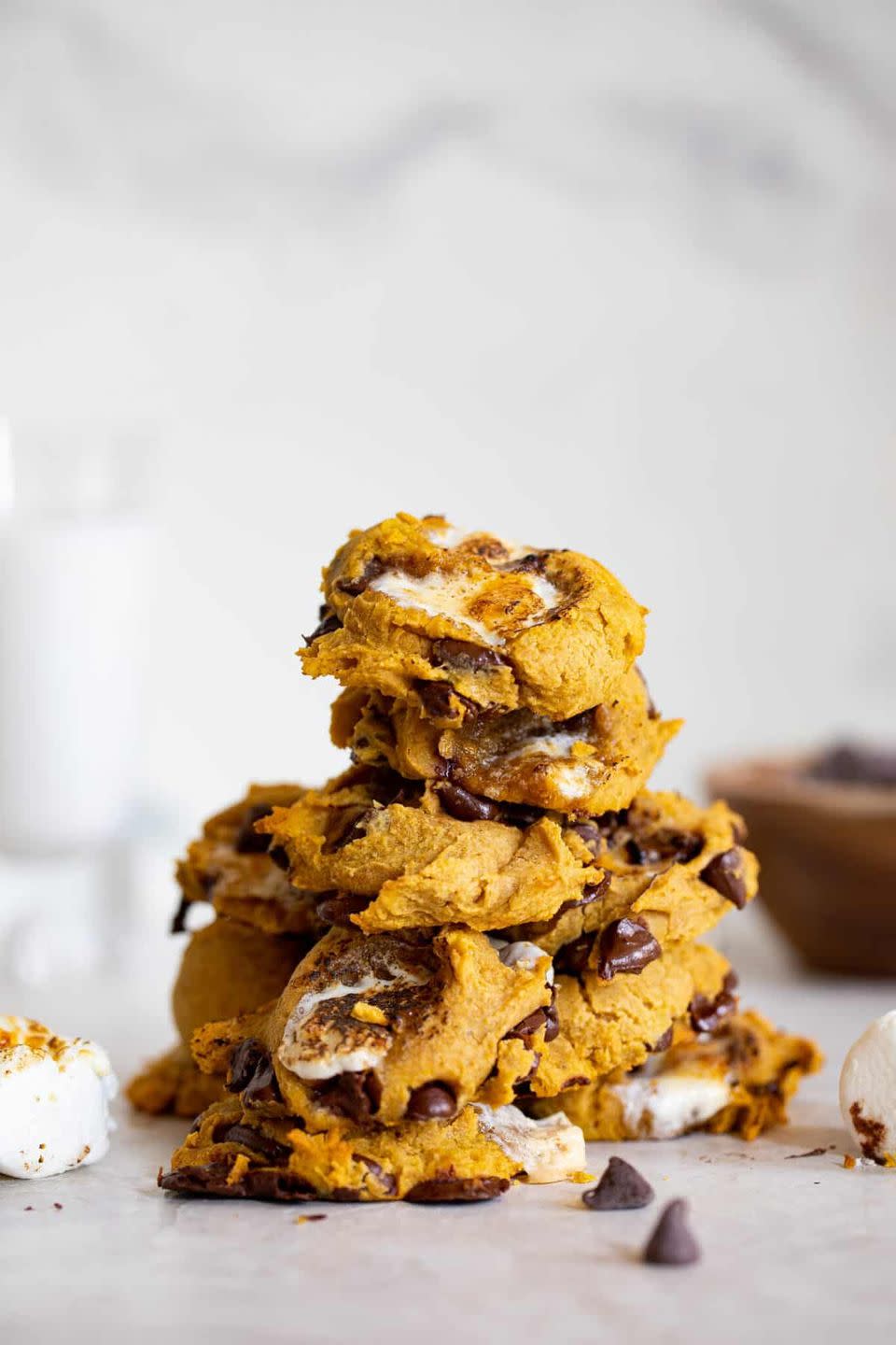 Pumpkin S'mores Cookies