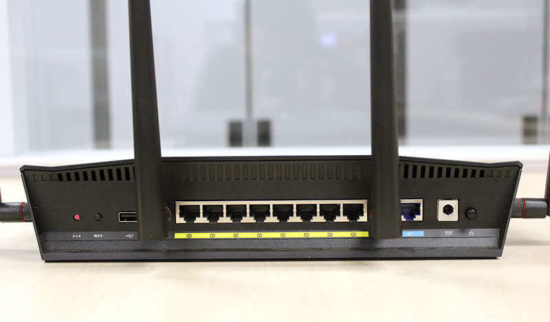 The ASUS RT-AC88U offers a whopping 8 Gigabit Ethernet ports, which is great for users who need to connect to multiple devices such as TVs, media streamers, NAS, and more.