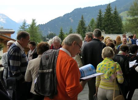 Festivalgoers are seen at the Verbier Festival, July 27, 2014. Picture taken July 27, 2014. REUTERS/Michael Roddy