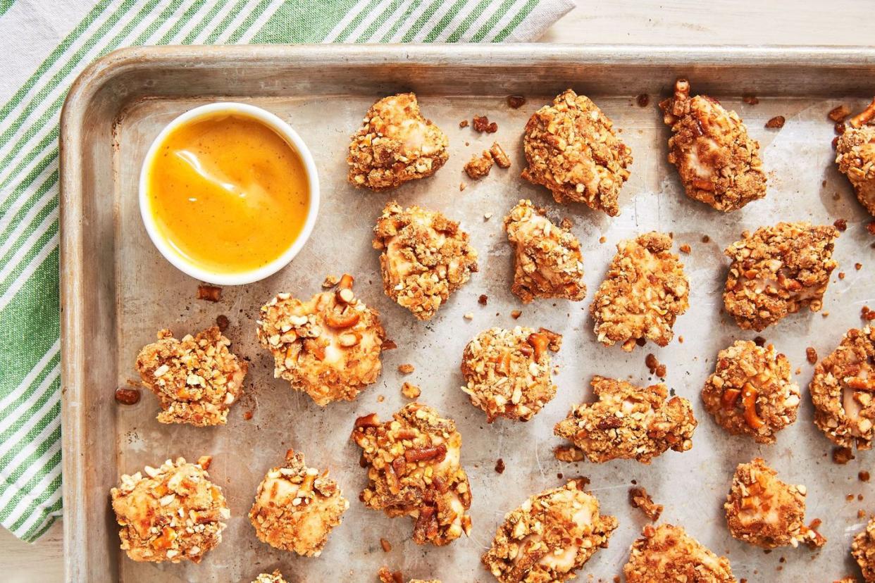 sheet pan honey mustard pretzel chicken