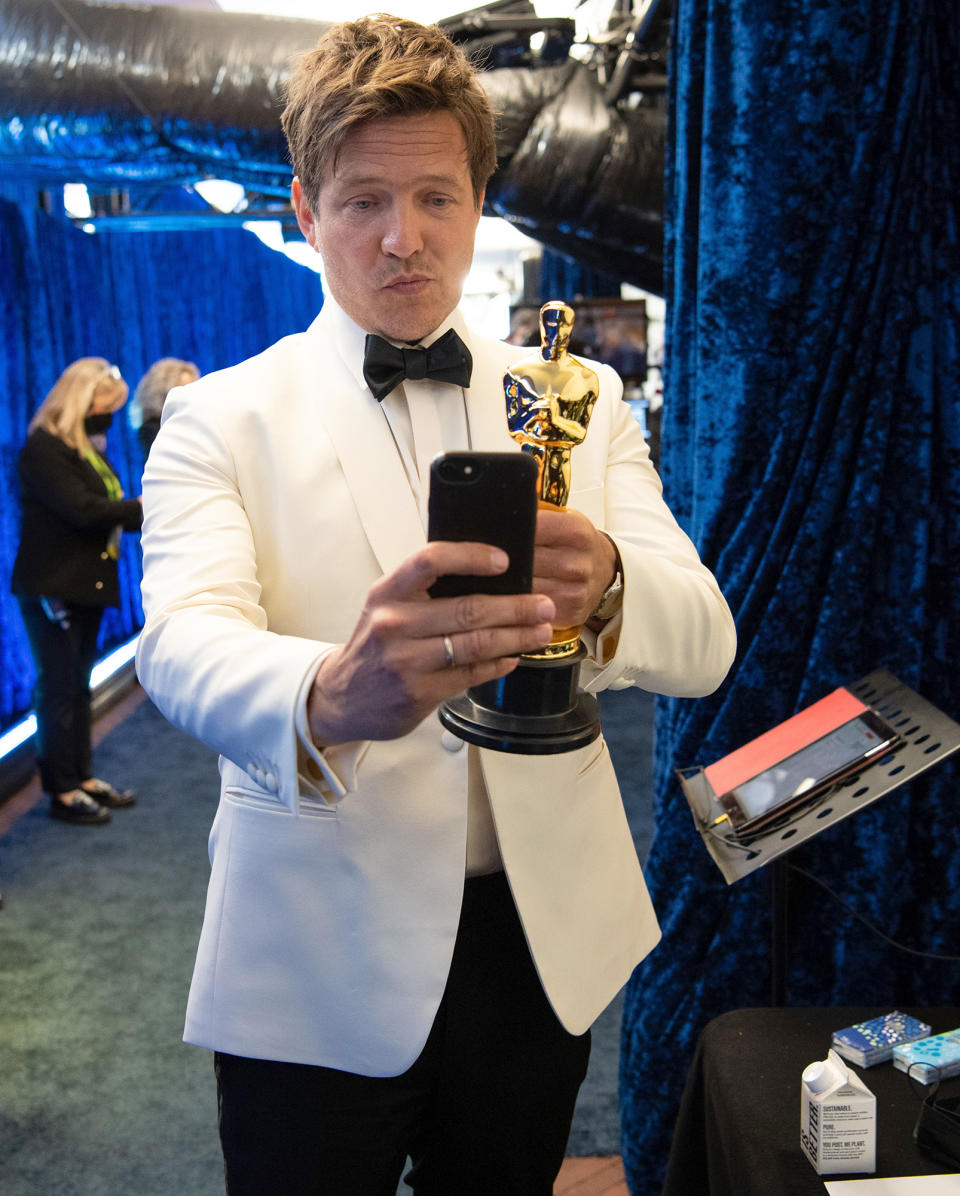 Were Stars Having Even More Fun Backstage at the 2021 Oscars? Take a Look at These Pics and Decide