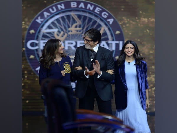 Amitabh Bachchan with his daughter and granddaughter (Image source: Instagram)