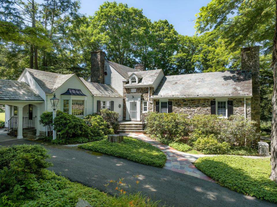 The longtime Pound Ridge home of art world superstars Sherry and Joel Mallin, a 14-acre estate with several houses, a 70-piece outdoor sculpture park and a museum-quality art barn, is now listed for sale for $6.495 million.
(Photo: Daniel Milstein)