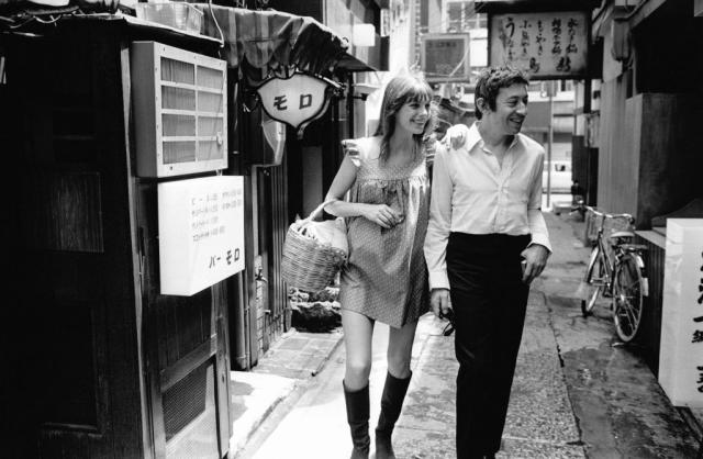 25 Looks That Made Jane Birkin The Ultimate '60s And '70s Summer Style Muse