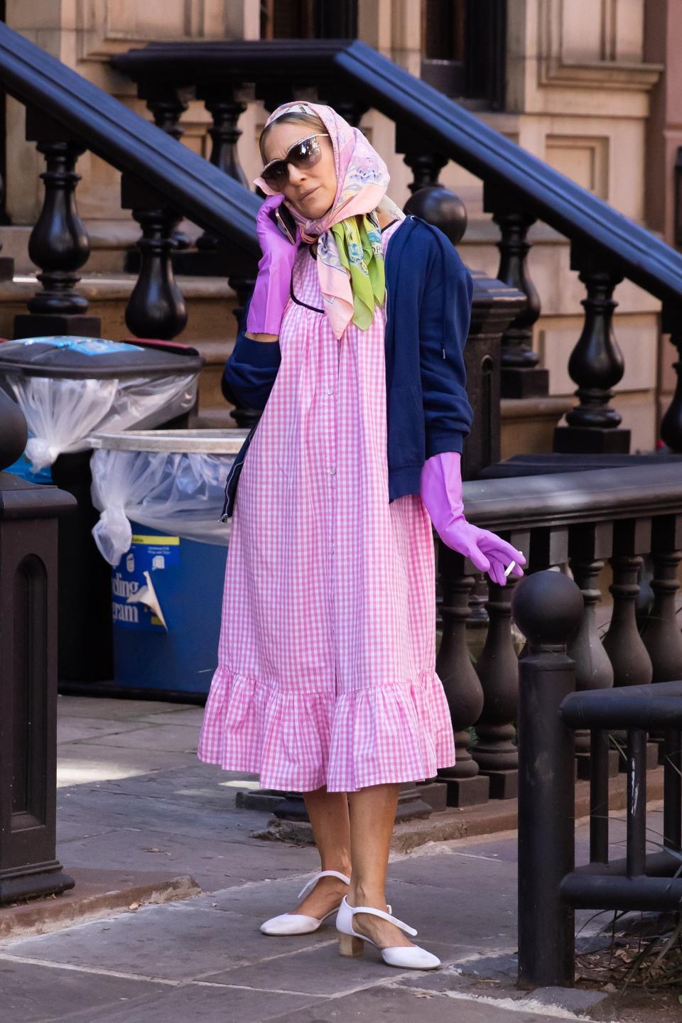 Sarah Jessica Parker films “And Just Like That…” in New York City. - Credit: RCF / MEGA