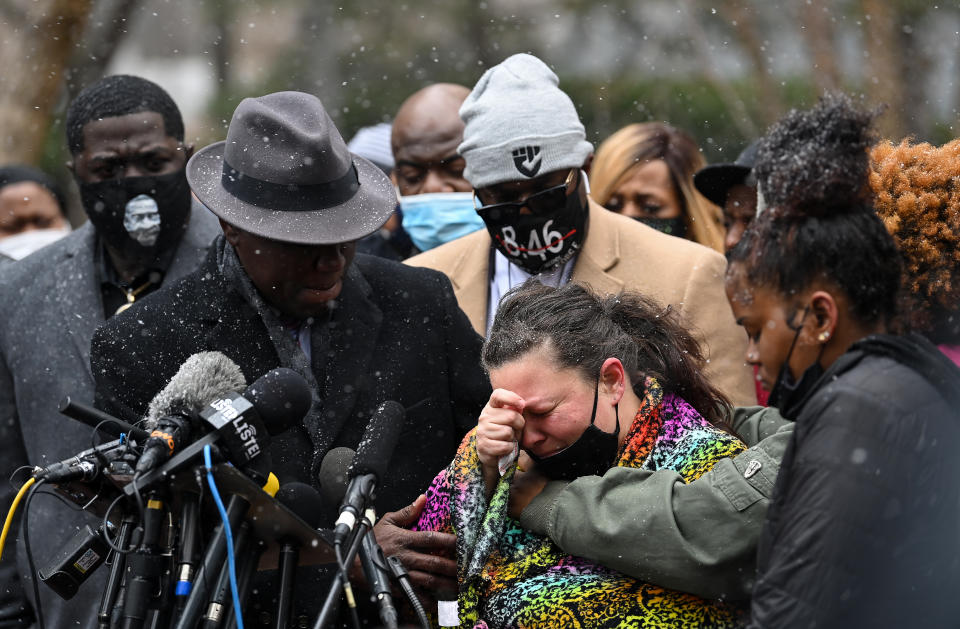 Daunte Wright's mother Katie breaks down as she recalls her final phone call with her son.