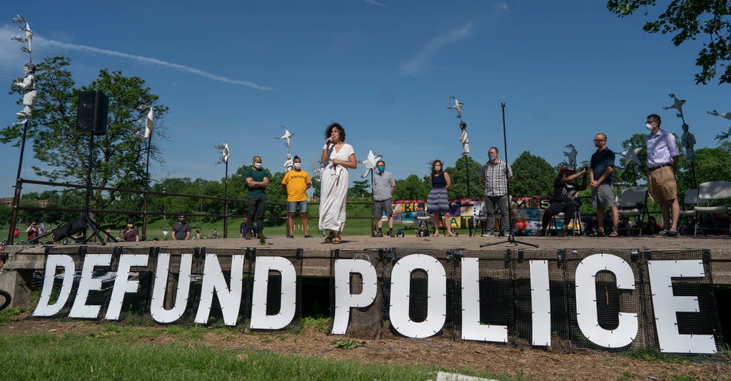 George Floyd-Minneapolis Police (© 2020 Jerry Holt/Star Tribune)