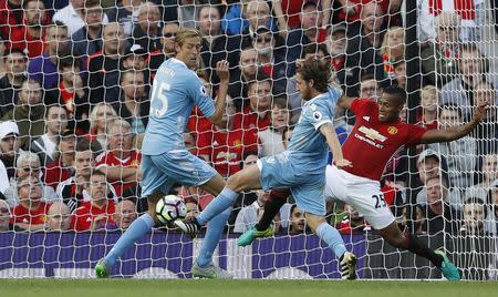 Britain Soccer Football - Manchester United v Stoke City - Premier League - Old Trafford - 2/10/16 Stoke City's Joe Allen scores their first goal Action Images via Reuters / Carl Recine Livepic