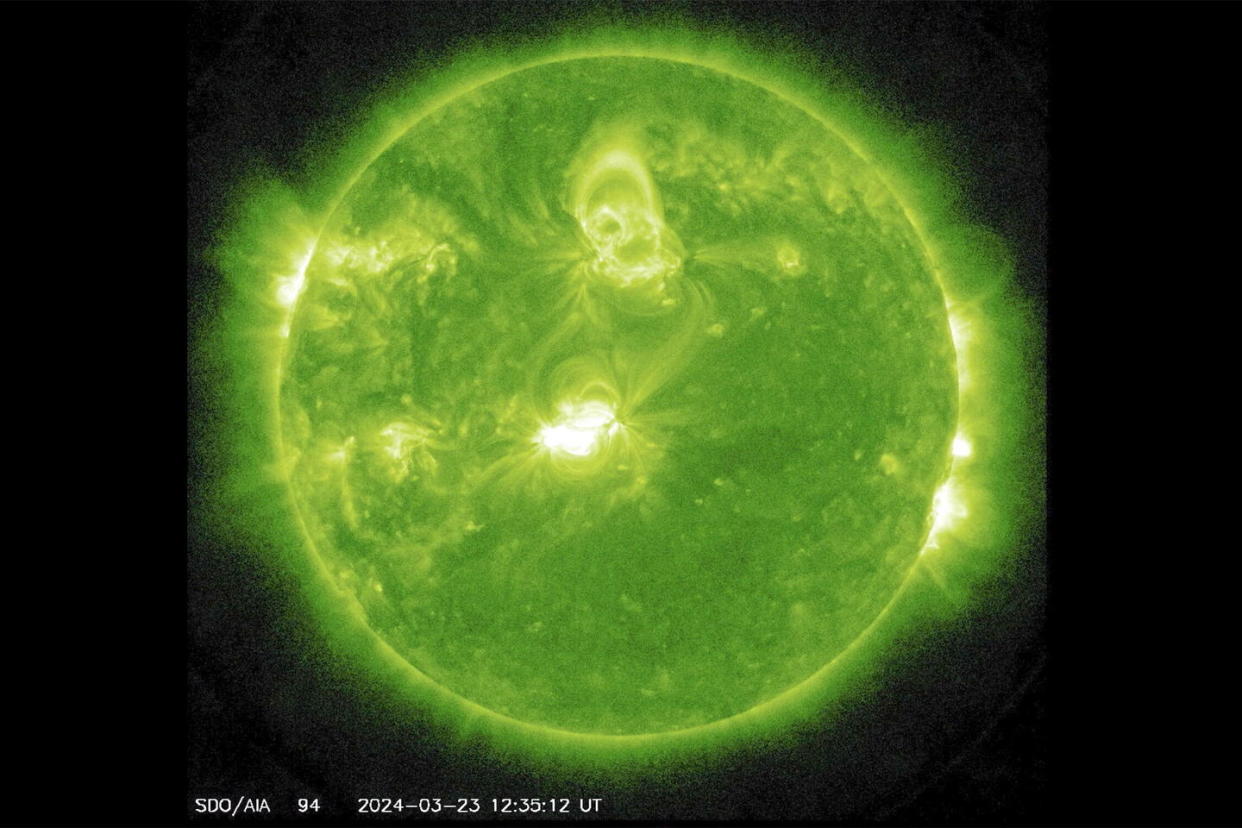 Cette image de l’observatoire de dynamique solaire de la Nasa le samedi 23 mars 2024 montre une tempête géomagnétique provenant d’une éruption solaire du Soleil.  - Credit:/AP/SIPA / SIPA / /AP/SIPA