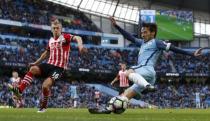 Britain Soccer Football - Manchester City v Southampton - Premier League - Etihad Stadium - 23/10/16 Manchester City's David Silva in action with Southampton's James Ward-Prowse Action Images via Reuters / Craig Brough Livepic