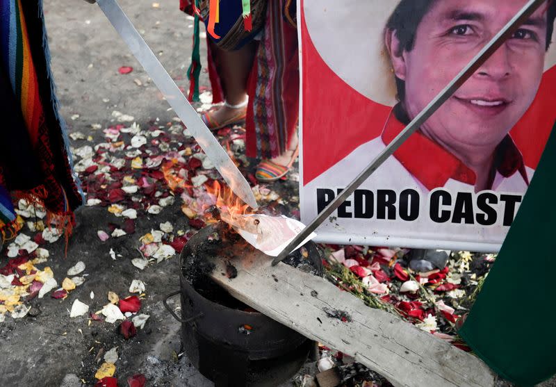Peruvian shamans predict presidential election outcome, in Lima