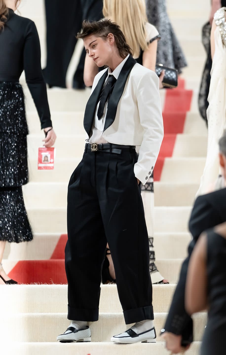 the 2023 met gala celebrating karl lagerfeld a line of beauty street sightings