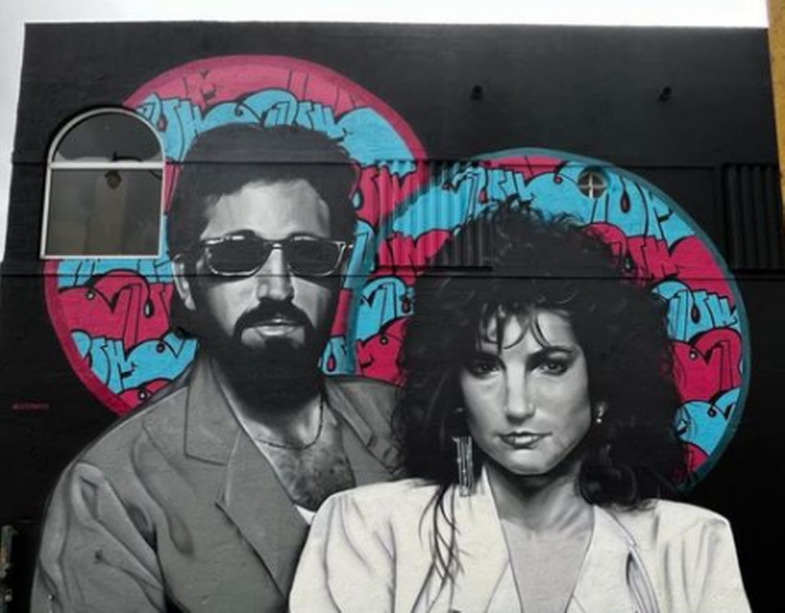 Mural in honor of Gloria and Emilio Estefan, located in Little Havana, Miami.