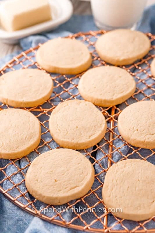 <p>Spend With Pennies</p><p>These easy icebox cookies are perfect to make ahead before Easter rolls around.</p><p><strong>Get the recipe: <a href="https://www.spendwithpennies.com/butter-cookies-icebox-cookies/" rel="nofollow noopener" target="_blank" data-ylk="slk:Butter Cookies;elm:context_link;itc:0;sec:content-canvas" class="link ">Butter Cookies</a></strong></p>