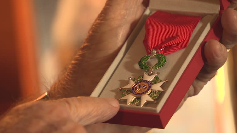 Winnipeg WW II veteran could be last Manitoban to earn prestigious French award