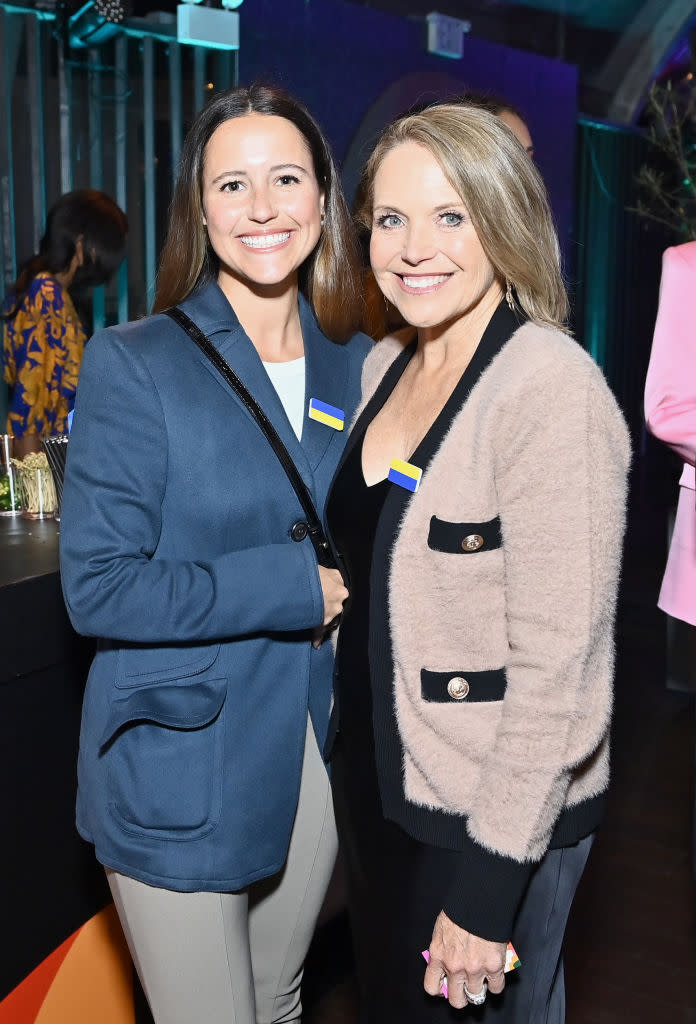 BEVERLY HILLS, CALIFORNIA - MARCH 08: (L-R) Ellie Monahan and Katie Couric attend TIME Women Of The Year at Spago L'extérieur on March 08, 2022 in Beverly Hills, California. (Photo by Stefanie Keenan/Getty Images for TIME)