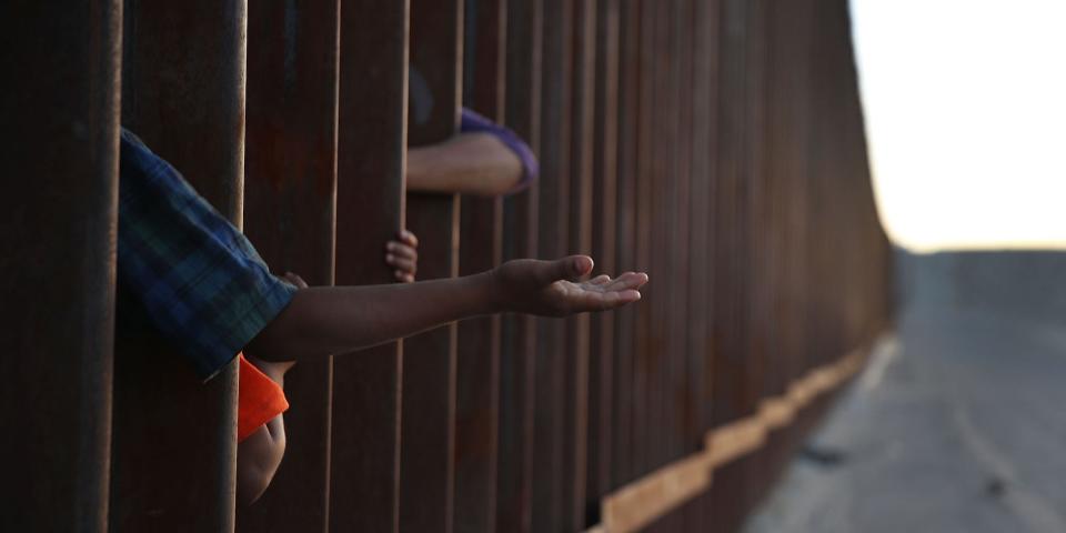 us-mexico border fence