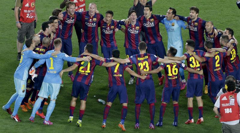 FC Barcelona, tras vencer al Athletic de Bilbao en la final de la Copa del Rey de fútbol disputada esta noche en el Camp Nou, en Barcelona. EFE/Alberto Estévez