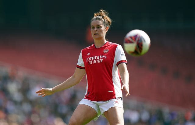 Jennifer Beattie in action for Arsenal