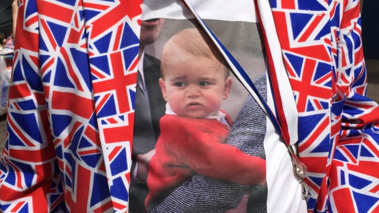 Royal baby super fans clamour outside London hospital