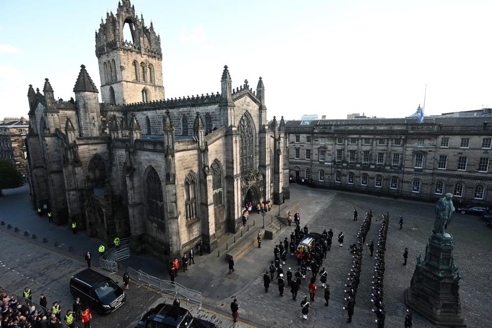 The hearse carrying the coffin of Queen Elizabeth II arrives at St Giles Cathedral on September 12, 2022