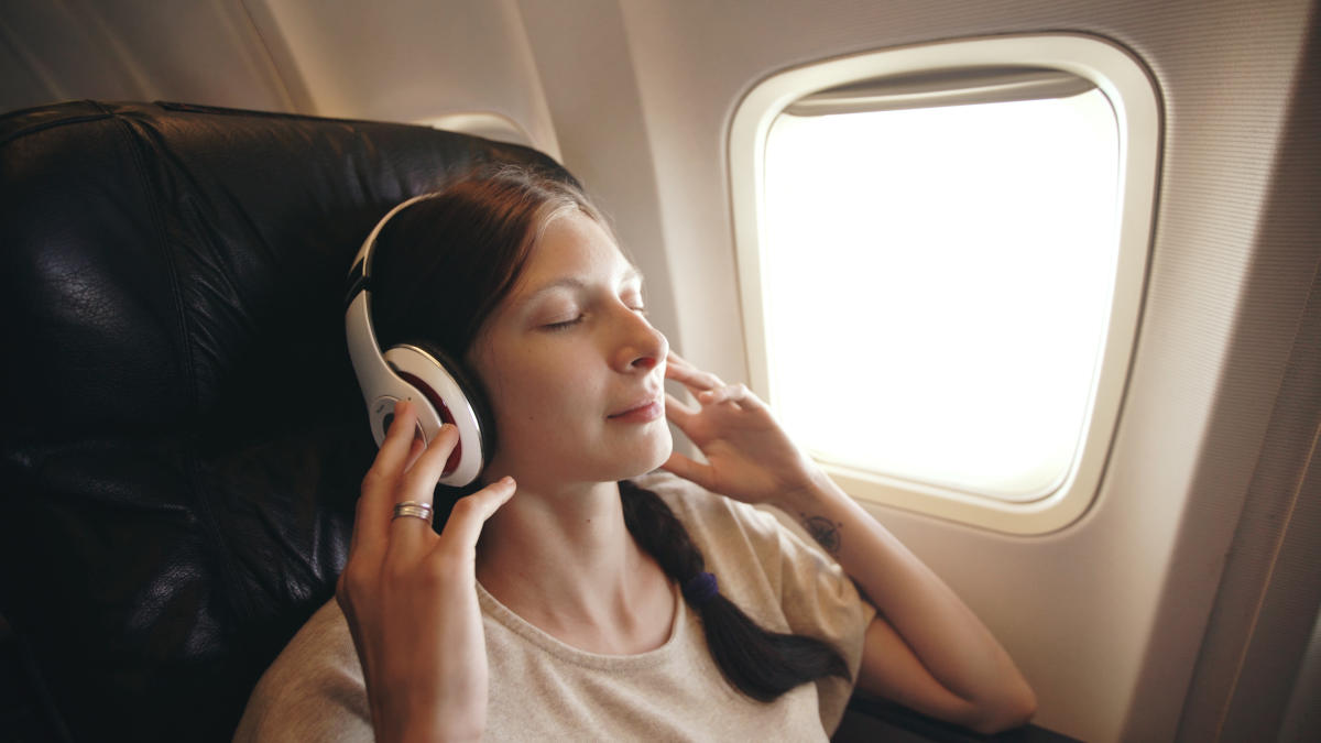 Auriculares Cancelación activa de ruido con micrófono y adaptador de avión  Plegable y liviano para viajes C