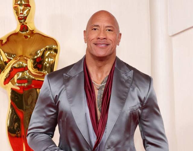Fans Are Pleading With Men To Take Notes On Consent From Dwayne Johnson  After This Funny Interaction He Had With Drew Barrymore