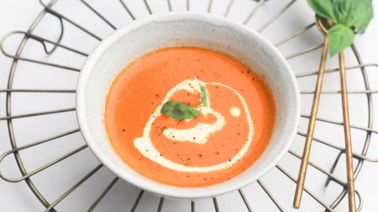 tomato soup in bowl