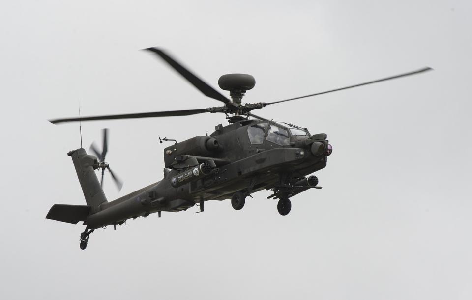 <strong>美軍一架AH-64 阿帕契直升機驚傳墜機意外。（示意圖／PIXABAY）</strong>