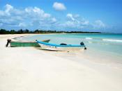 Bounty-Insel: Saona lädt mit türkisfarbenem Wasser und weißen Stränden zum Baden ein. Foto: Tourist Board der Dominikanischen Republik