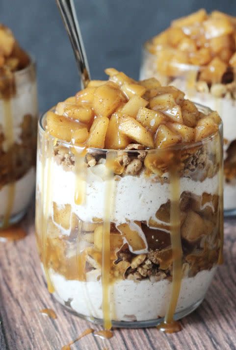 <strong>Get the <a href="http://www.lifeloveandsugar.com/2014/09/19/caramel-apple-trifles/" target="_blank">Caramel Apple Pie Trifles recipe</a> from Life, Love & Sugar</strong>