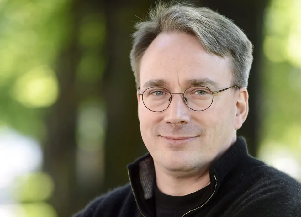 A Linus Torvalds le gusta lo que Microsoft está haciendo con Linux: "no  creo que tengan malas intenciones"