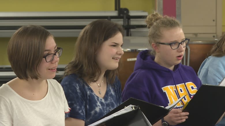 Indigenous musicians, Ottawa high school choirs join voices